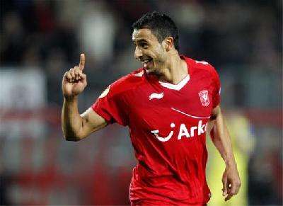 Tottenham close on Chadli