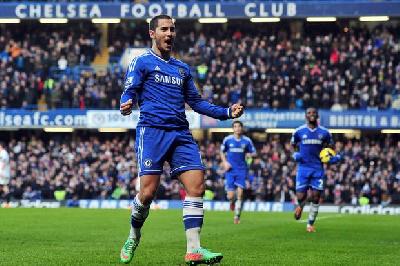 Borussia Monchengladbach confirm Chelsea talks over buying Hazard