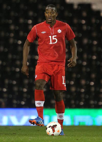 West Ham set to sign Canadian defender